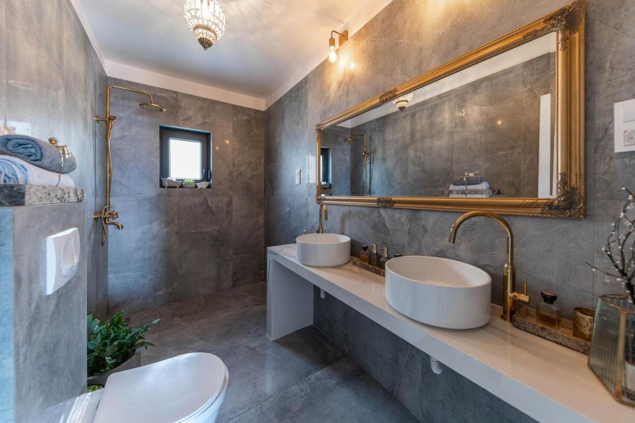 Gloria Luxury Suite Apartment Crikvenica Extérieur photo